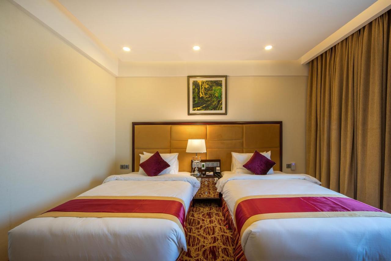 Grand Palace Hotel & Resorts 실헷 외부 사진