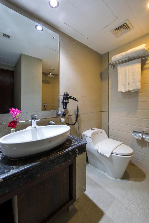 Grand Palace Hotel & Resorts 실헷 외부 사진