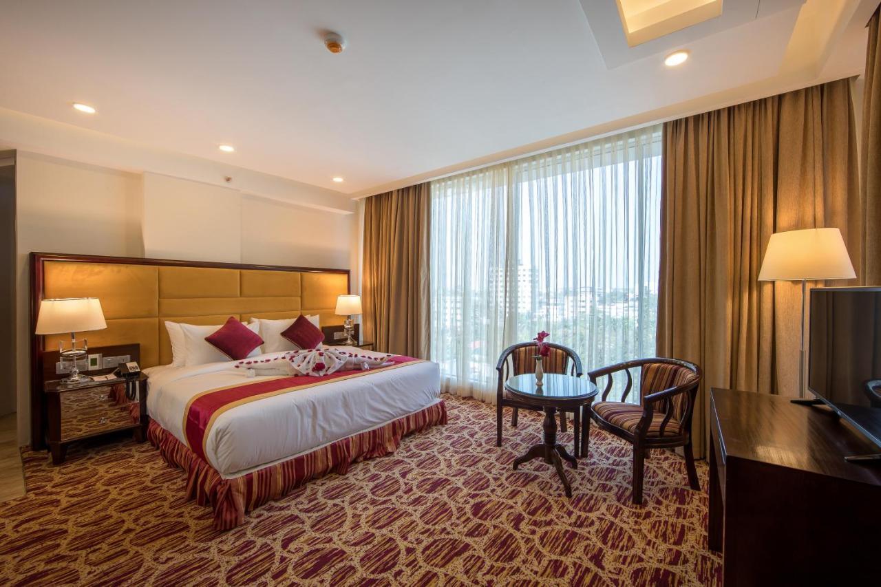 Grand Palace Hotel & Resorts 실헷 외부 사진