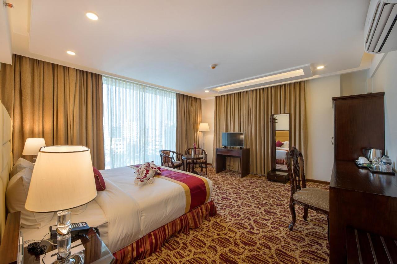 Grand Palace Hotel & Resorts 실헷 외부 사진
