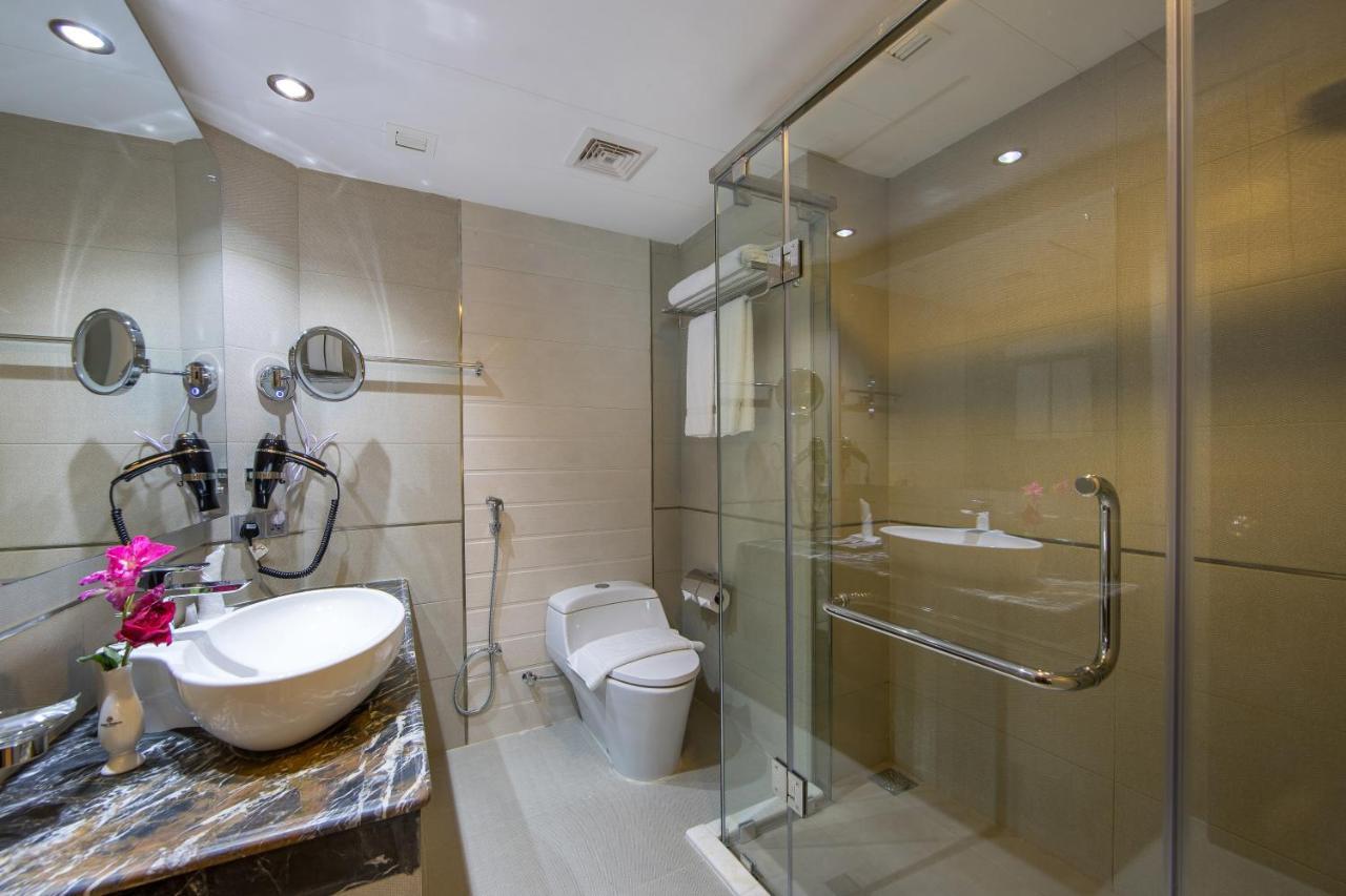 Grand Palace Hotel & Resorts 실헷 외부 사진