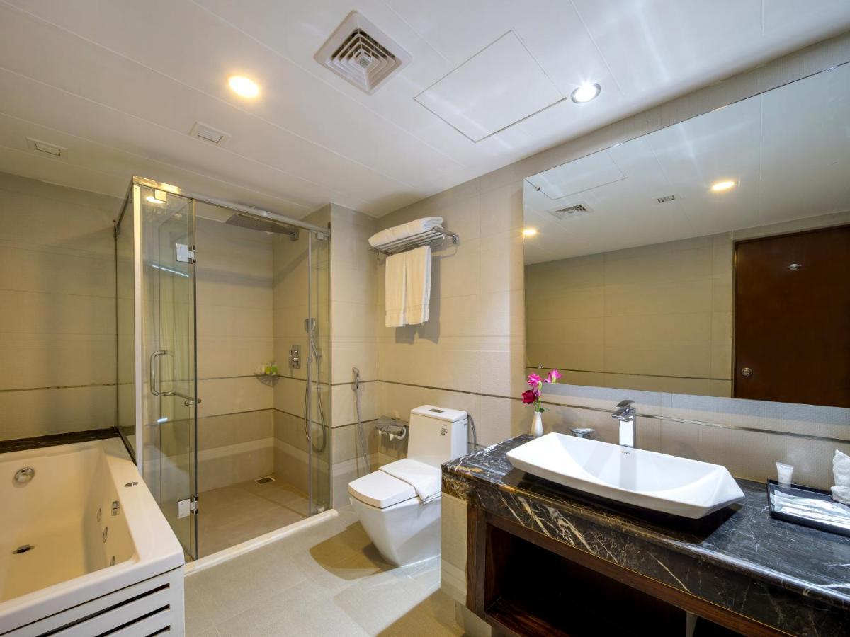 Grand Palace Hotel & Resorts 실헷 외부 사진