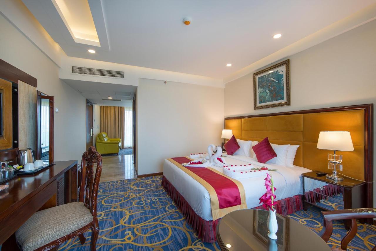Grand Palace Hotel & Resorts 실헷 외부 사진